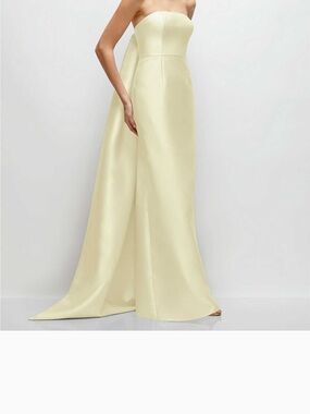 DessySTRAPLESS SATIN COLUMN DRESS WITH REMOVEABLE WATTEAU TRAIN IN BUTTER YELLOW